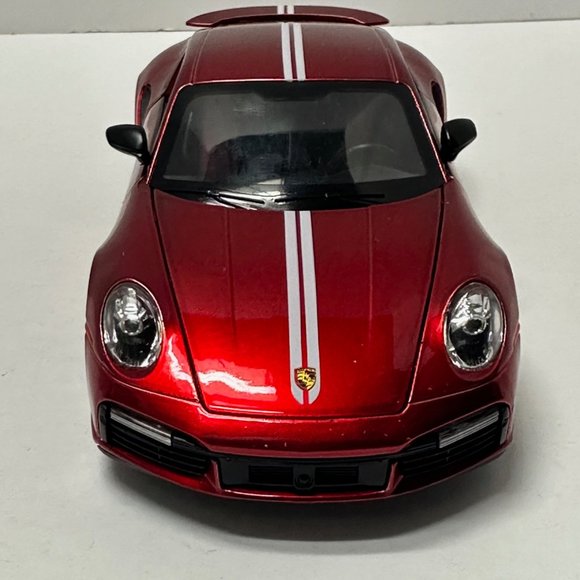 1:24 2020 Porsche 911 Turbo S Diecast With Headlight & Tailight LEDS Red - Picture 2 of 9